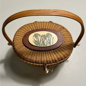 Nantucket basket purse: vintage Barlow design.